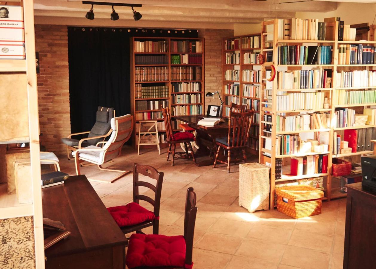 Il Gallo Silvestre - Bed&Books Montecassiano Exterior foto